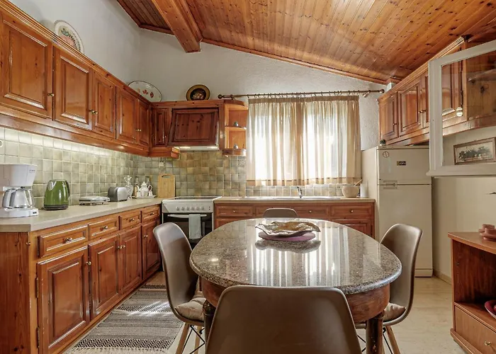 بيت للعطل Eutuxia House