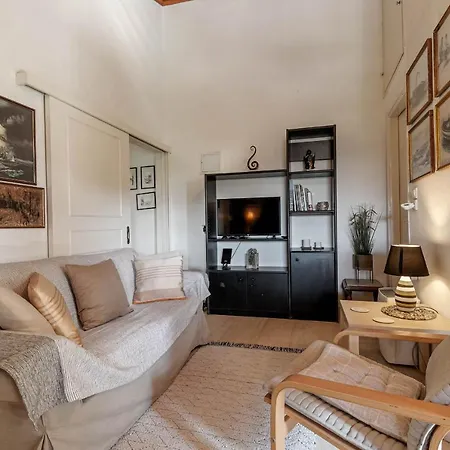 Holiday home Eutuxia House *