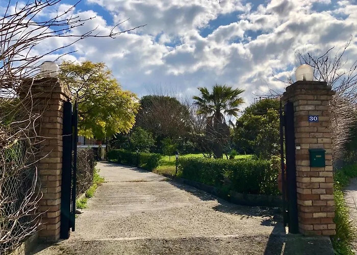 Eutuxia House בית נופש Corfu (city)